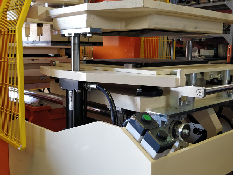 Mechanical Constructions, Machines and Accessories